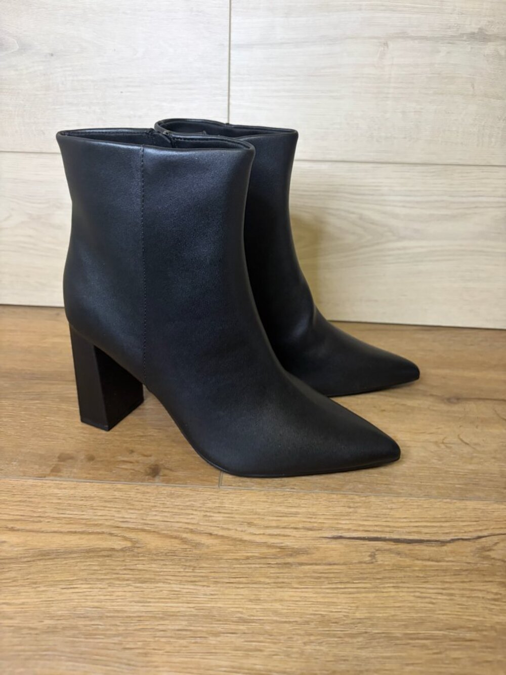 Wild Pair Imogennp Pointed Toe Block Heel Ankle Boots Black Size 9M